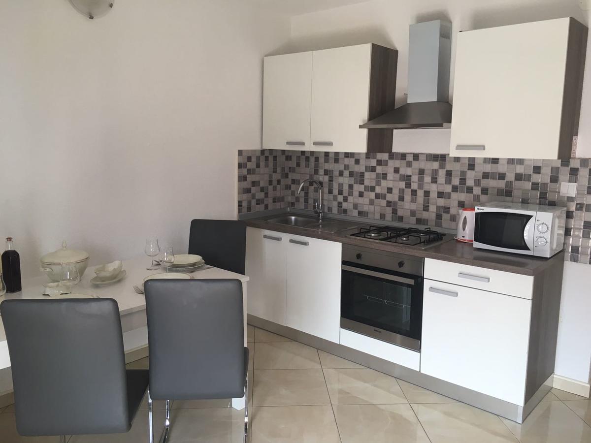Villa Perkovic Mimice Buitenkant foto